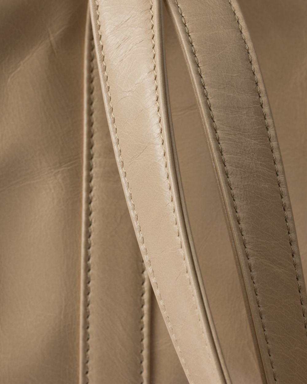 Prada Large Leather Tote Bag - Image 3